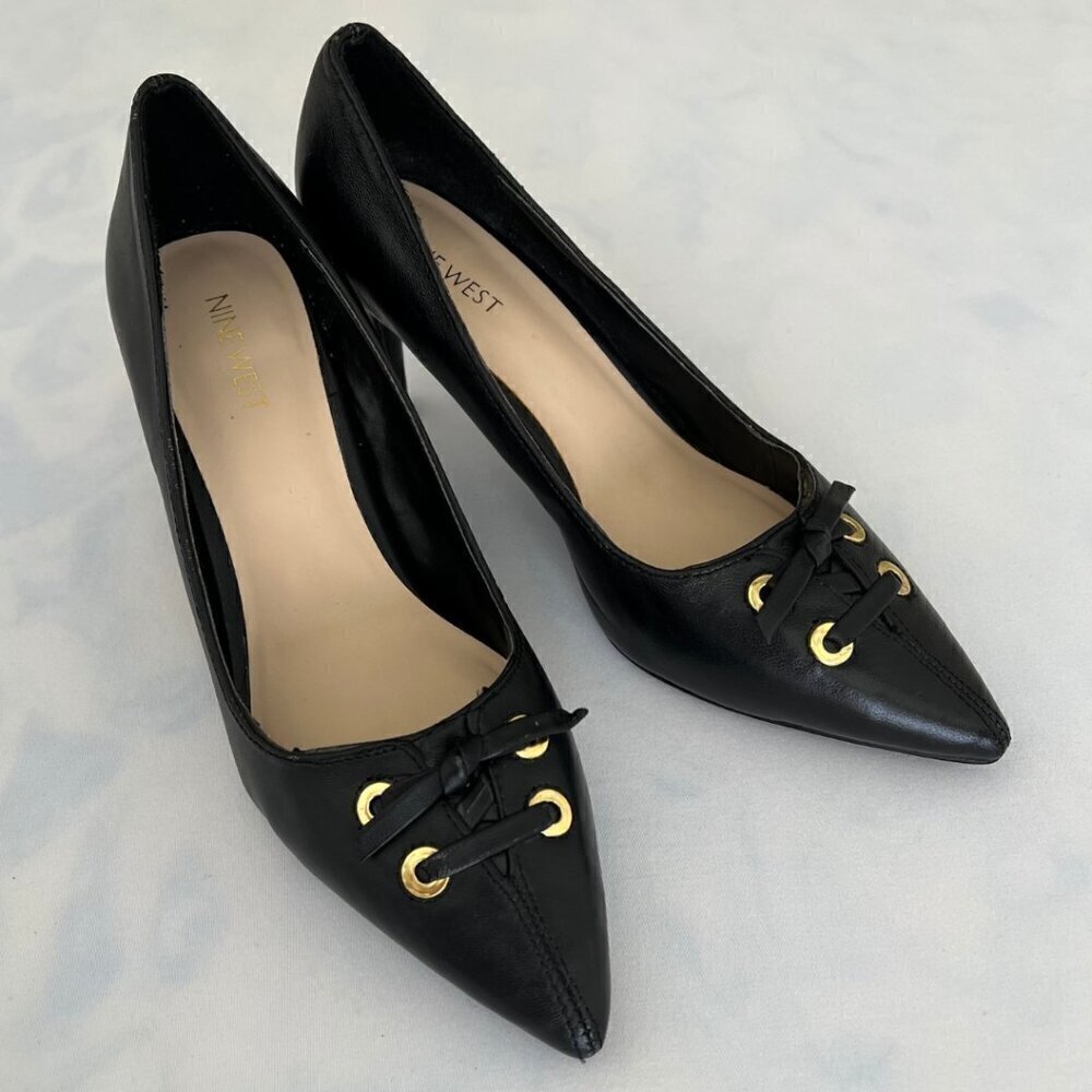 Nine West Vintage Black Heels with Gold Eyelets & Leather Tie Bow Size 8.5